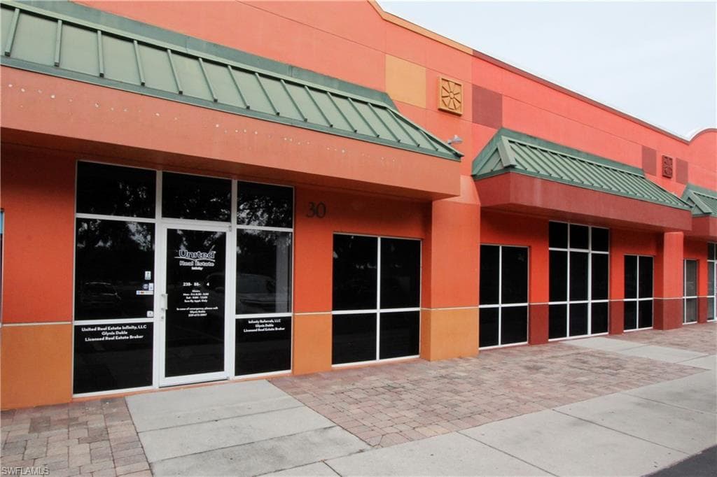 12220 Towne Lake DR 30 FORT MYERS, FL 33913