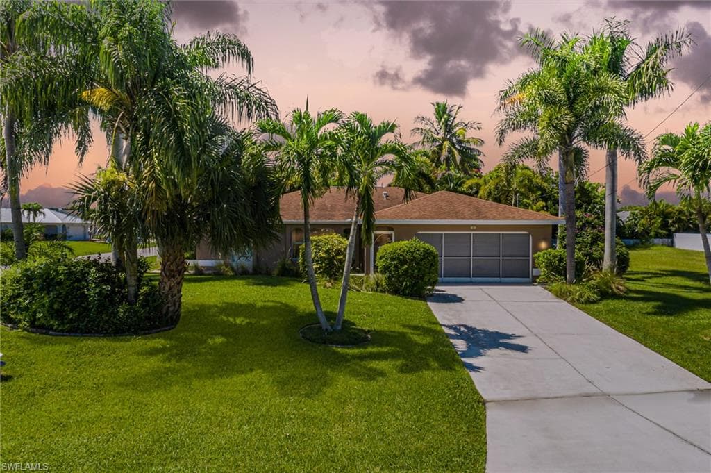 152 SE 6th ST CAPE CORAL, FL 33990