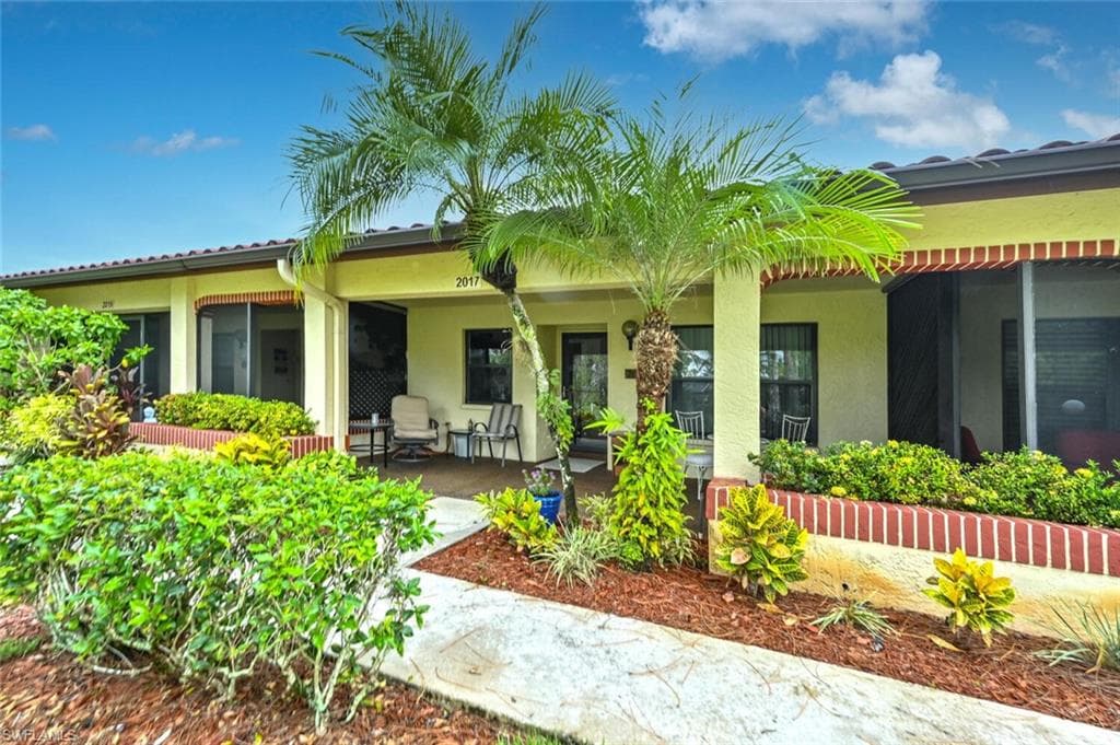 2017 Pine Isle LN 2017 NAPLES, FL 34112