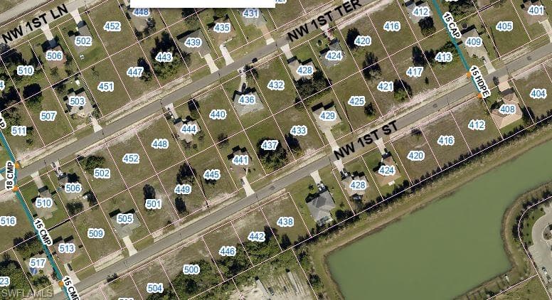 438 NW 1st ST CAPE CORAL, FL 33993
