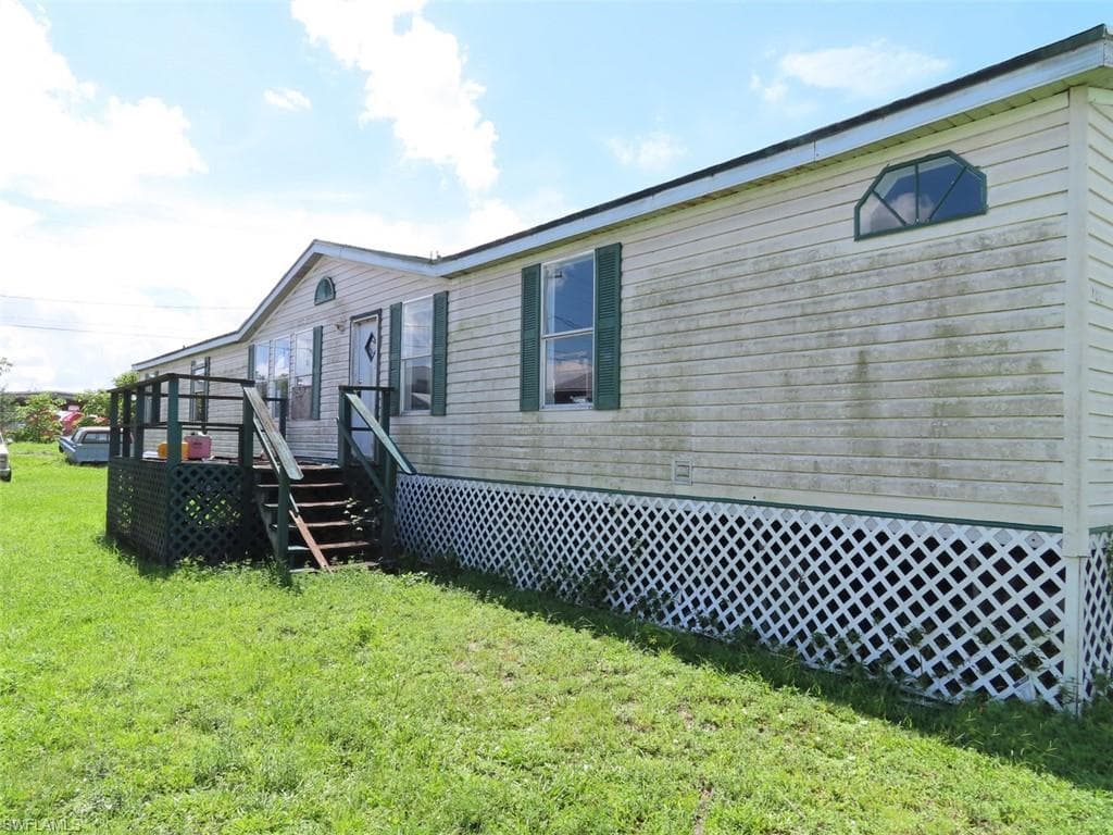 722 Mississippi AVE CLEWISTON, FL 33440