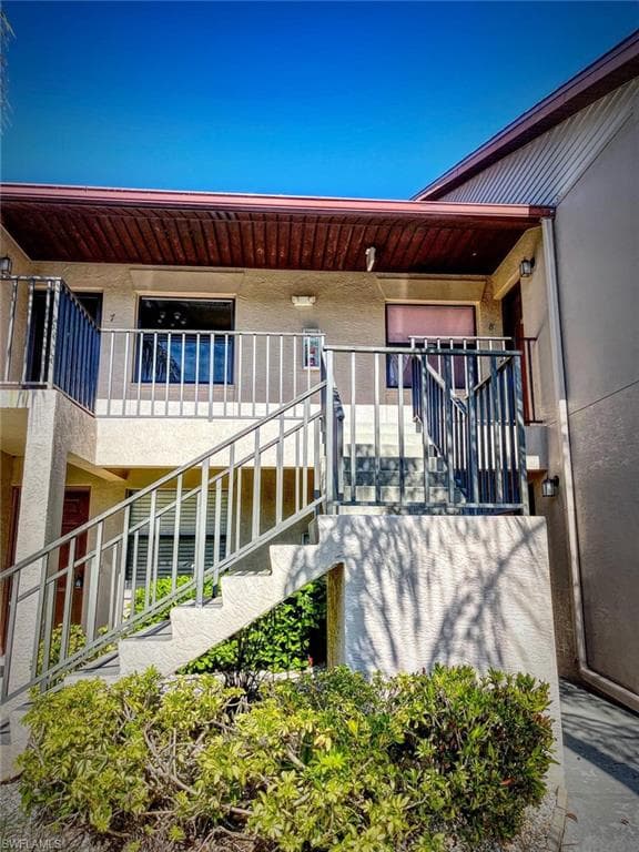 5735 Foxlake DR 8 NORTH FORT MYERS, FL 33917