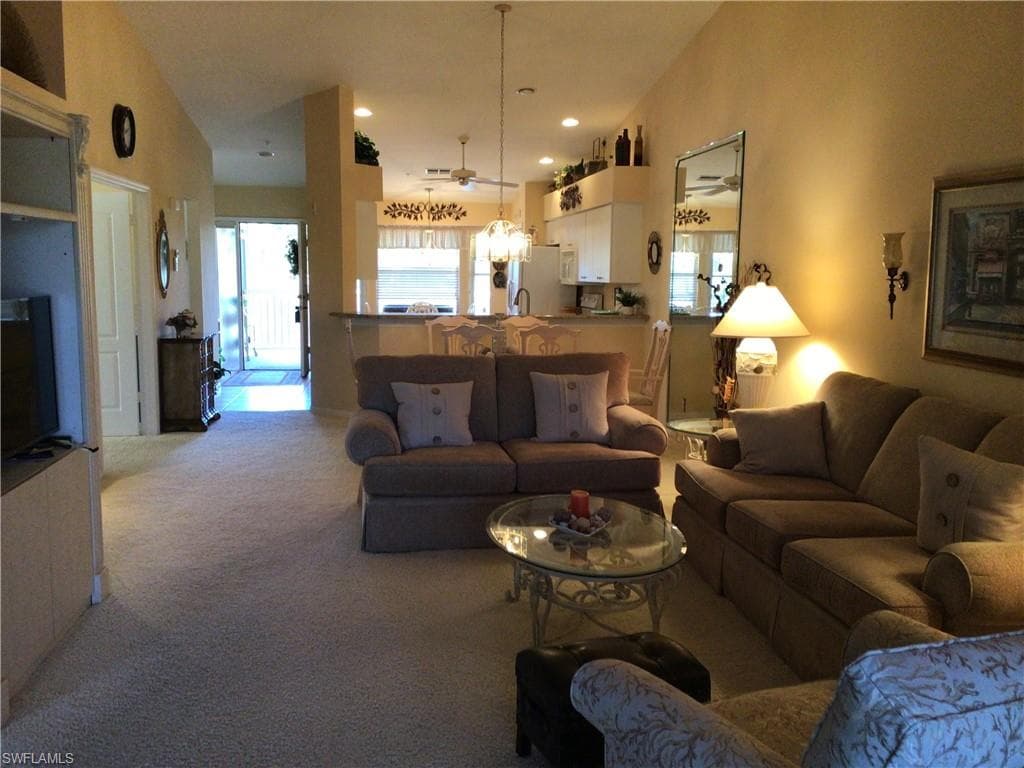 8575 Naples Heritage DR 1-126 NAPLES, FL 34112