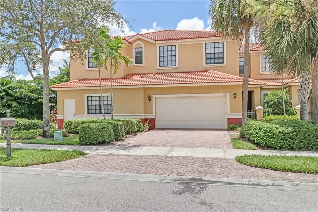 15126 Summit Place CIR 211 NAPLES, FL 34119