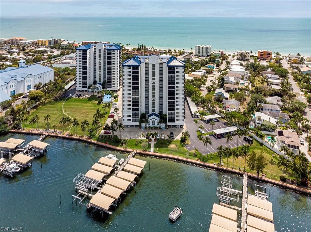 4753 Estero BLVD 204 FORT MYERS BEACH, FL 33931