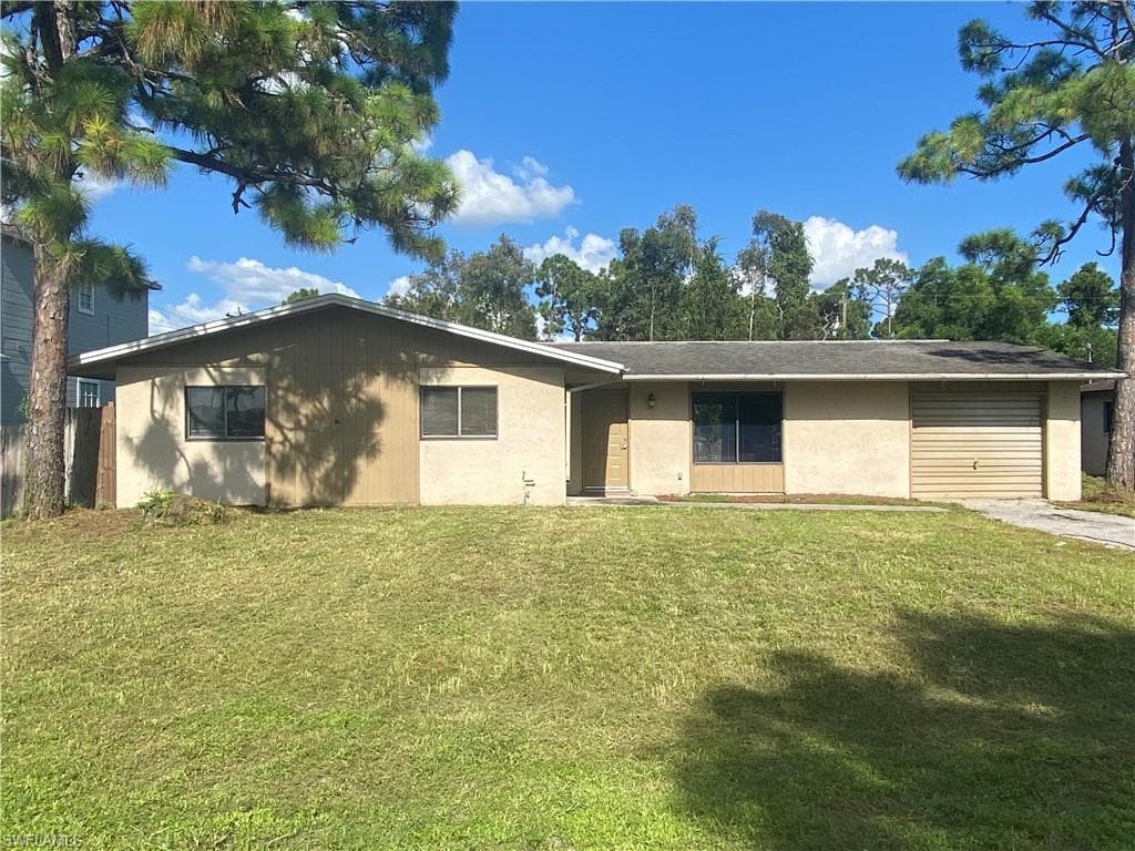 17109 Capri DR FORT MYERS, FL 33967