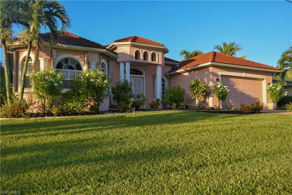 2512 SW 36th LN CAPE CORAL, FL 33914