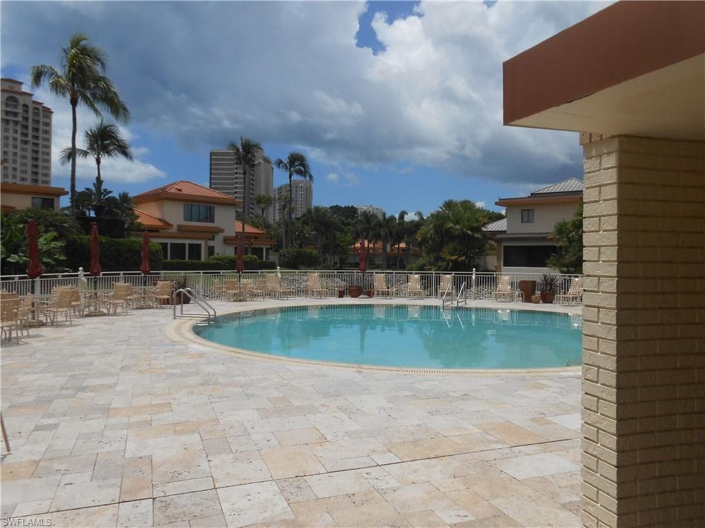 6710 Pelican Bay BLVD 411 NAPLES, FL 34108
