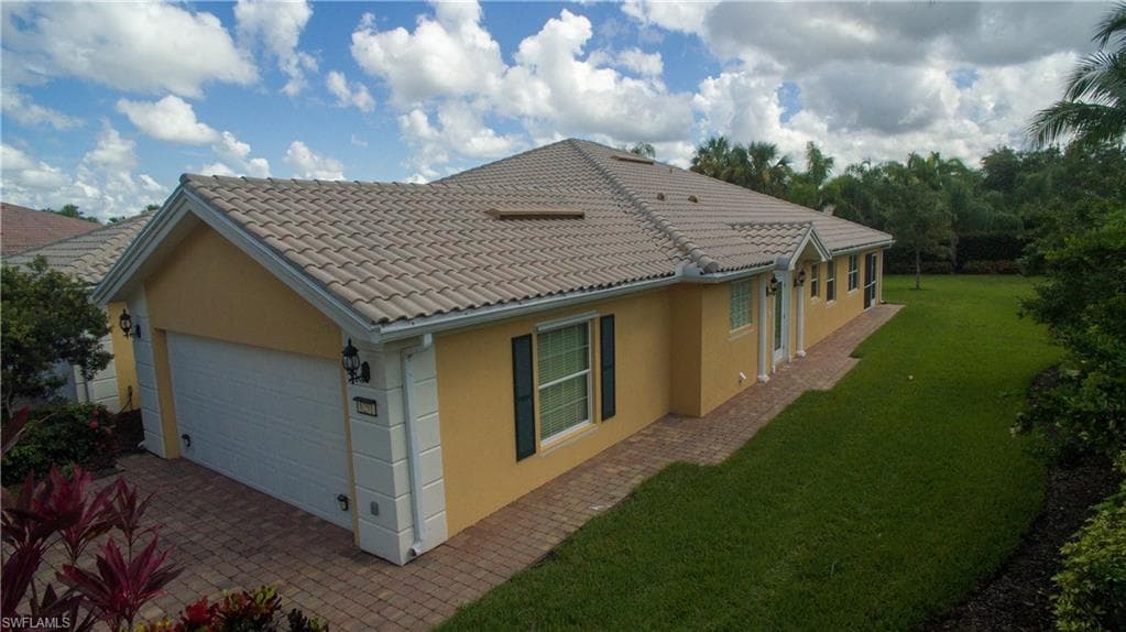 8251 Yasmina WAY NAPLES, FL 34114