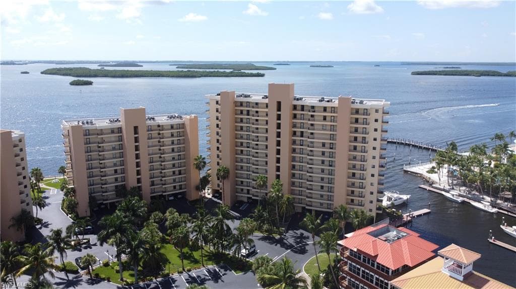 15031 Punta Rassa RD 305 FORT MYERS, FL 33908