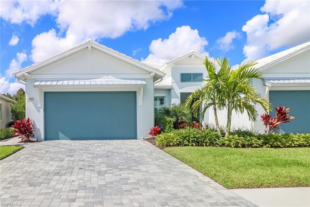 8905 Saint Lucia DR NAPLES, FL 34114