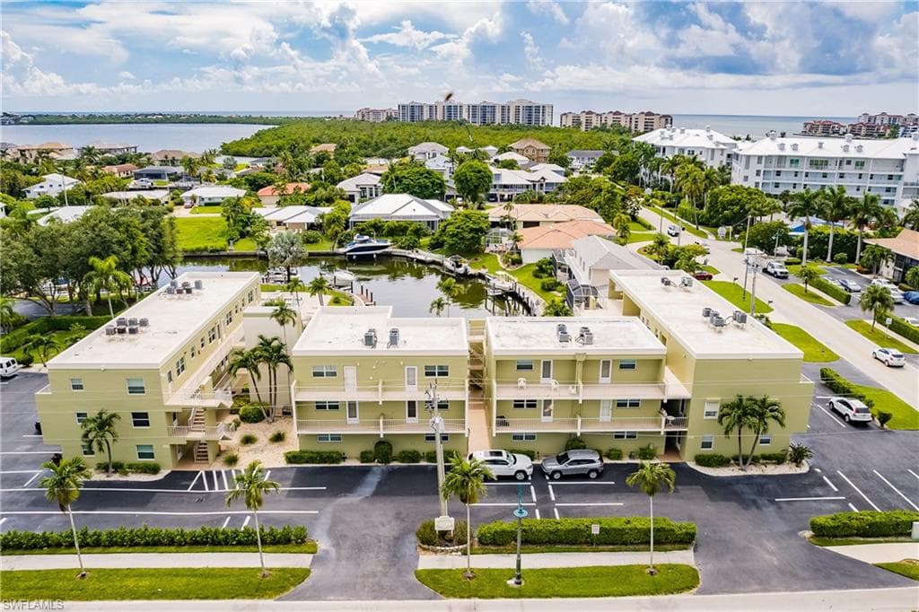 1146 Bald Eagle DR D4 MARCO ISLAND, FL 34145