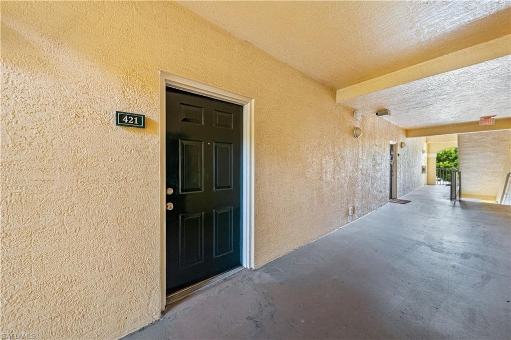 4690 Saint Croix LN 421 NAPLES, FL 34109