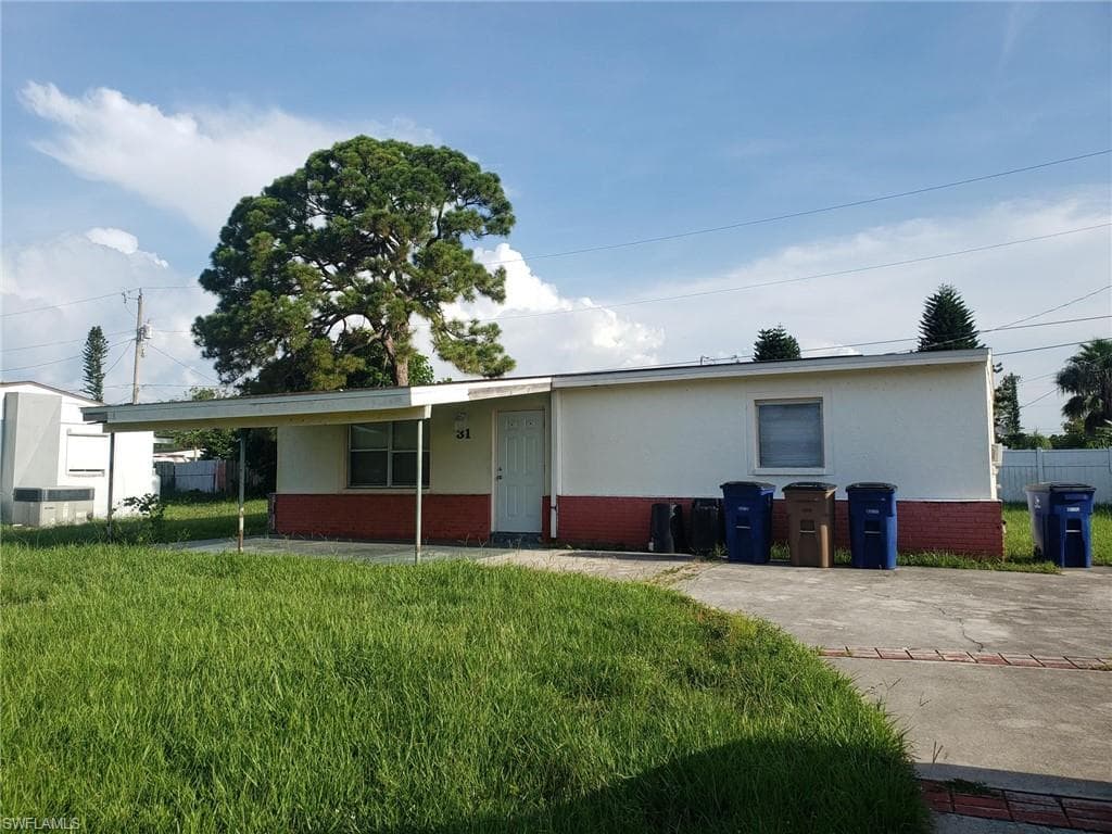 31 Andora ST LEHIGH ACRES, FL 33936
