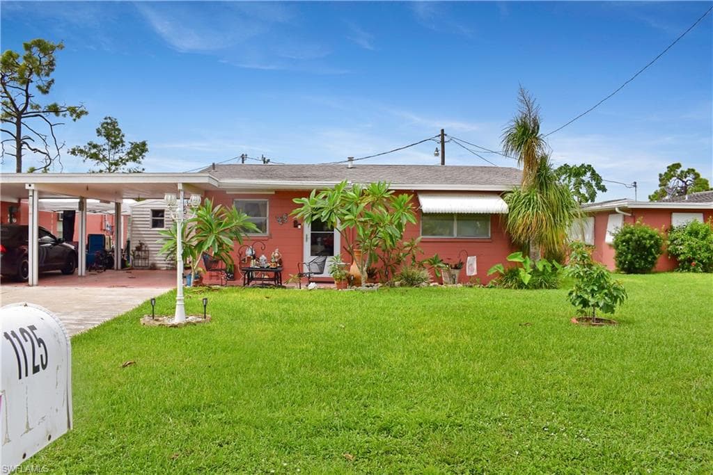 1125 Broad ST N LEHIGH ACRES, FL 33936