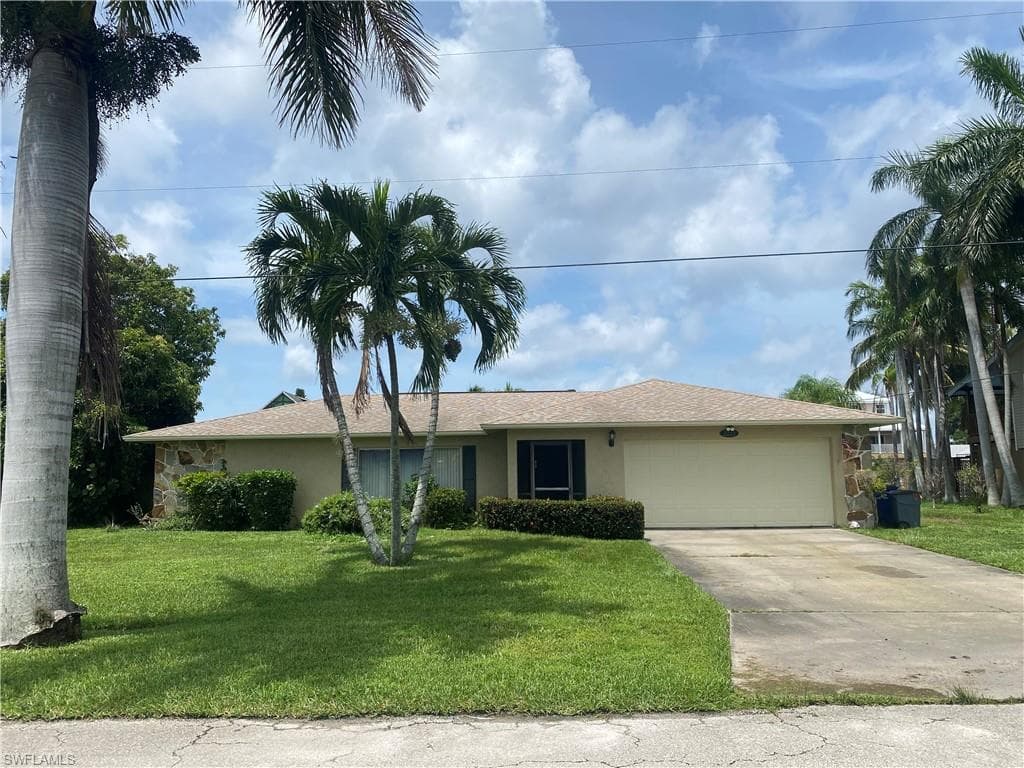 2233 Date ST ST. JAMES CITY, FL 33956