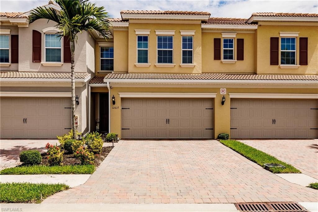 12617 Laurel Cove DR FORT MYERS, FL 33913