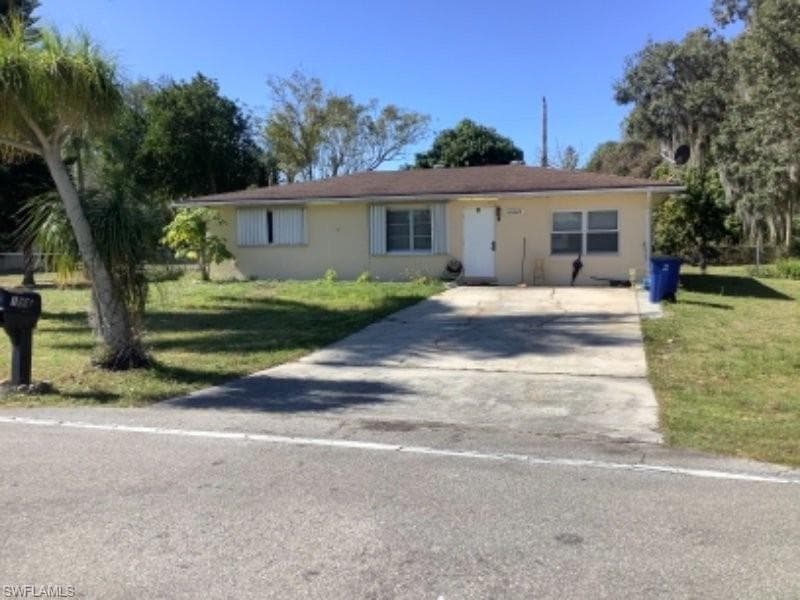 1887 N Evalena LN NORTH FORT MYERS, FL 33917