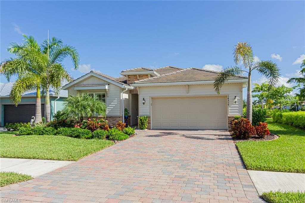 14516 Topsail DR NAPLES, FL 34114