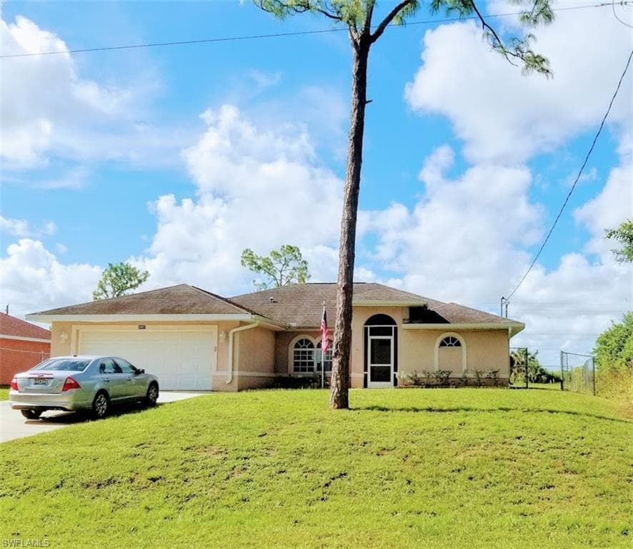 3007 S Balsam CIR LABELLE, FL 33935