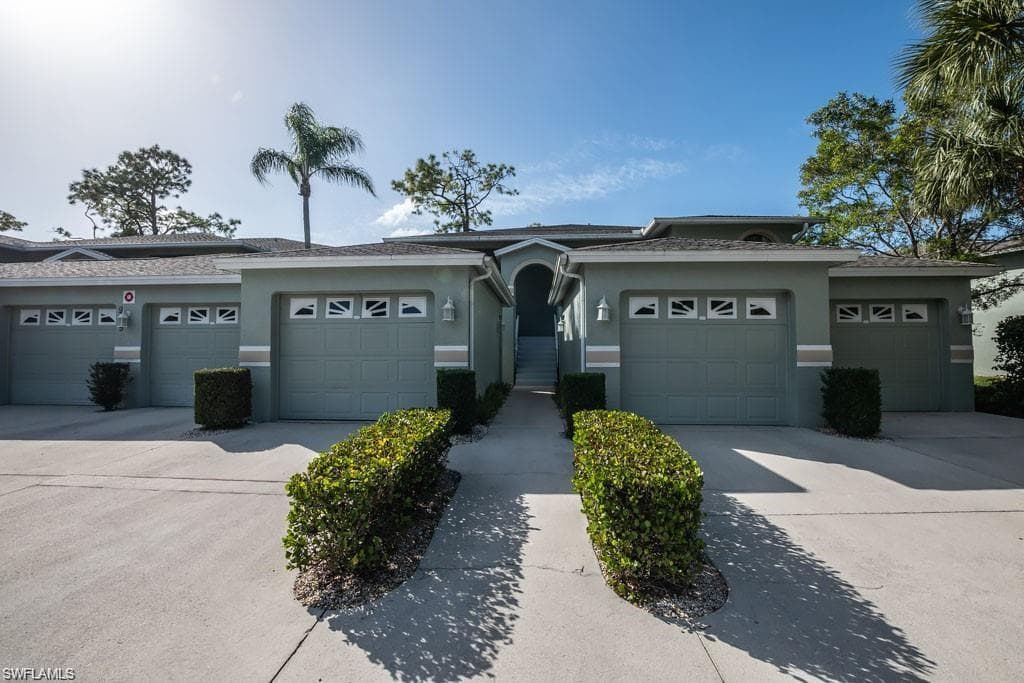 945 New Waterford DR E-203 NAPLES, FL 34104