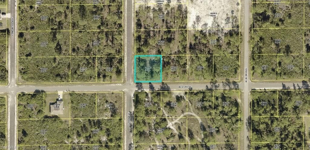 1306 W 13th ST LEHIGH ACRES, FL 33972