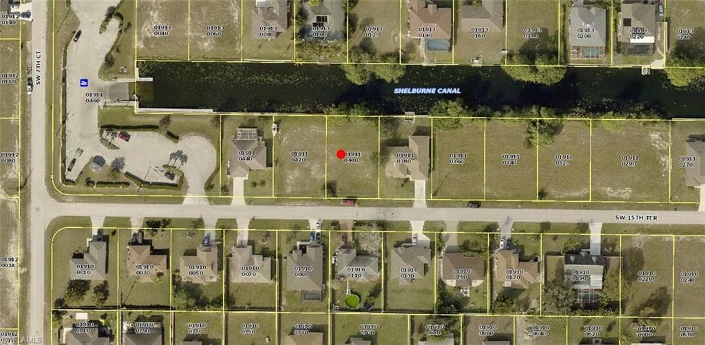 631 SW 15th TER CAPE CORAL, FL 33991