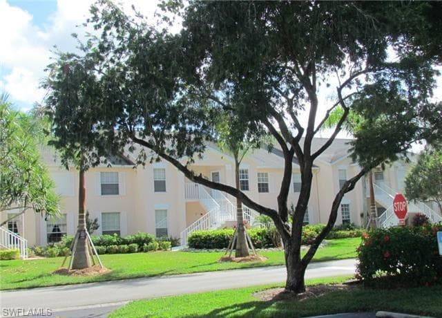 790 Wiggins Lake DR 203 NAPLES, FL 34110