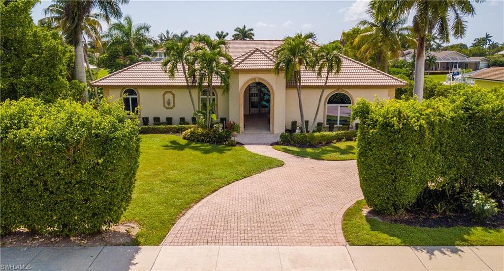 880 Scott DR MARCO ISLAND, FL 34145