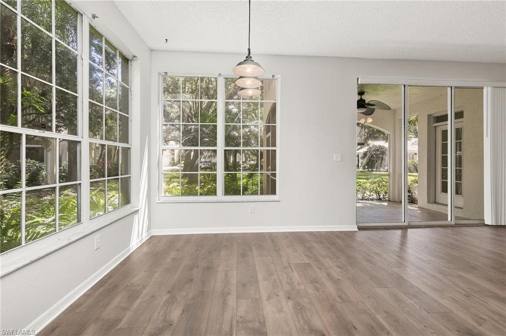 88 Silver Oaks CIR 4101 NAPLES, FL 34119