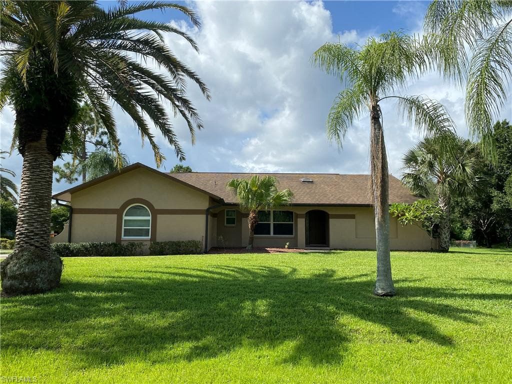 7609 Fieldstone CT NORTH FORT MYERS, FL 33917