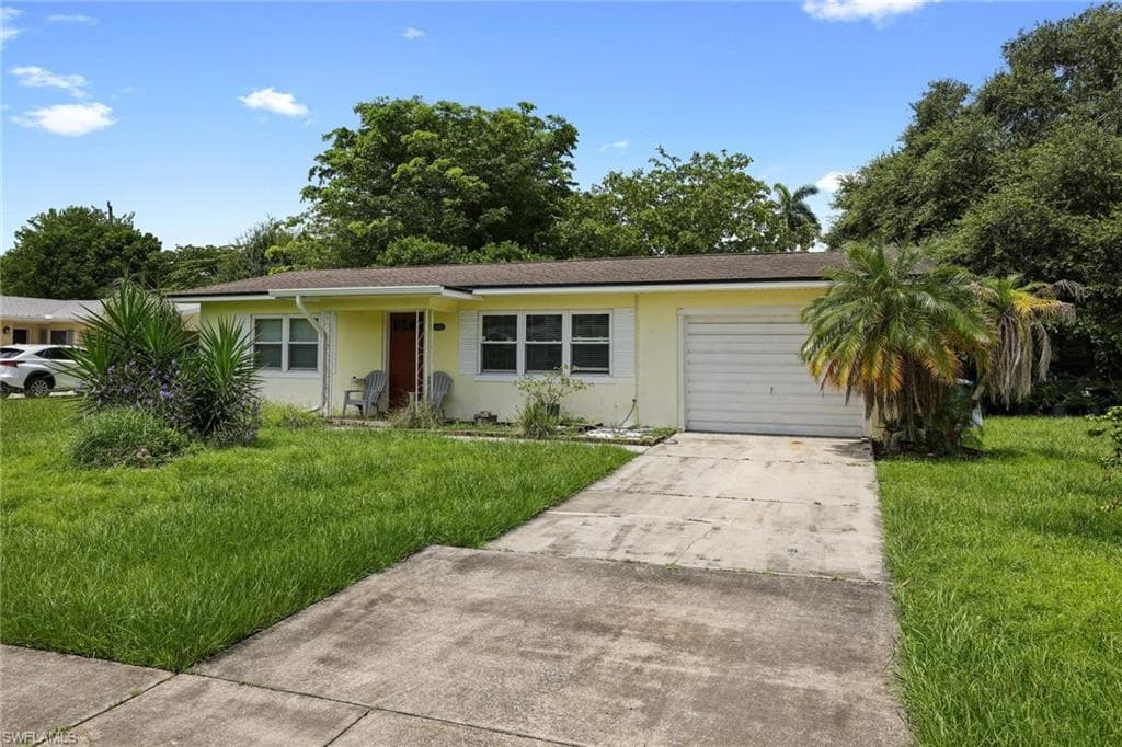 3834 Luverne ST FORT MYERS, FL 33901