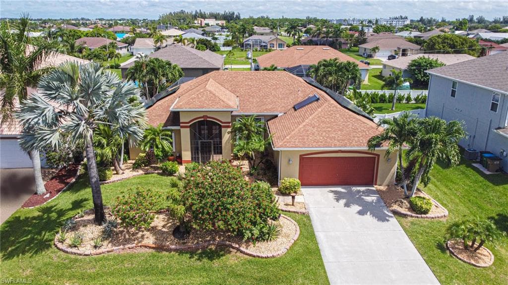 2321 SW 27th TER CAPE CORAL, FL 33914