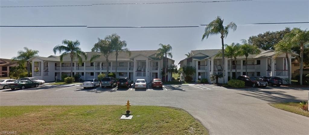 2211 E 5th ST 13 LEHIGH ACRES, FL 33936