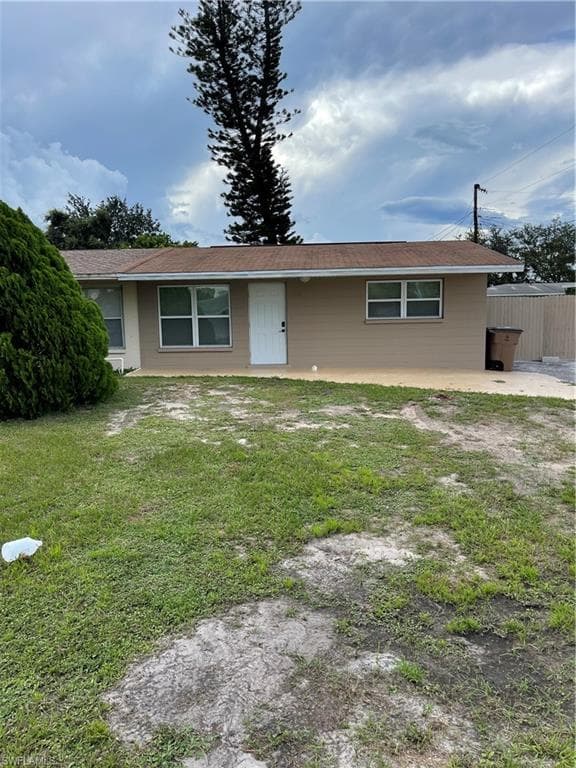 1121 Wesley ST W LEHIGH ACRES, FL 33936