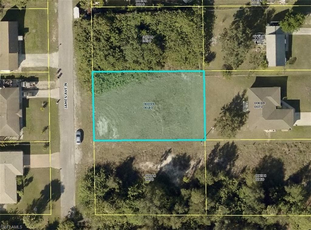 202 James AVE N LEHIGH ACRES, FL 33971