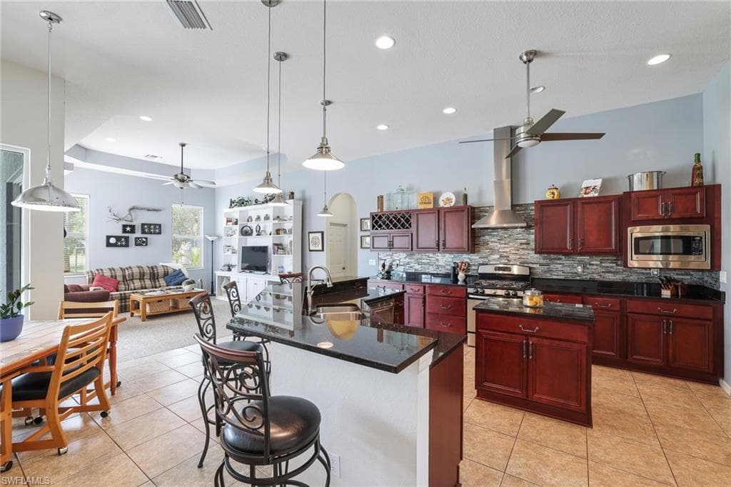 3450 7th AVE NW NAPLES, FL 34120