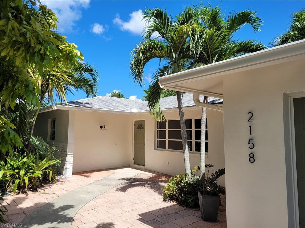 2158 Maravilla LN FORT MYERS, FL 33901