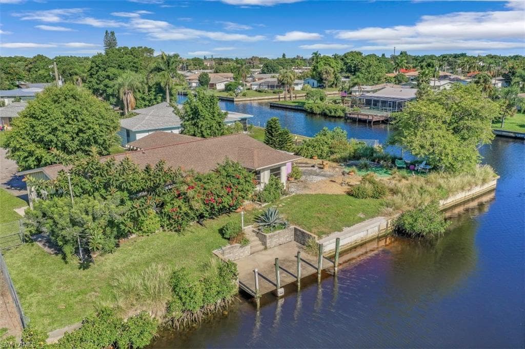 4348 S Bay CIR NORTH FORT MYERS, FL 33903