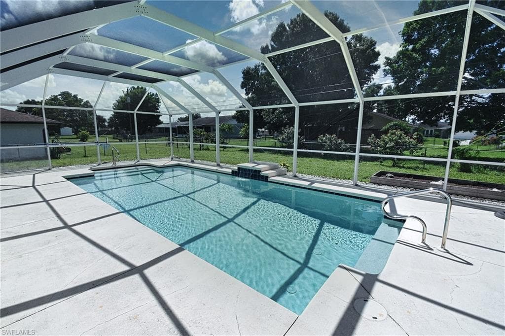 2206 NE 4th ST CAPE CORAL, FL 33909