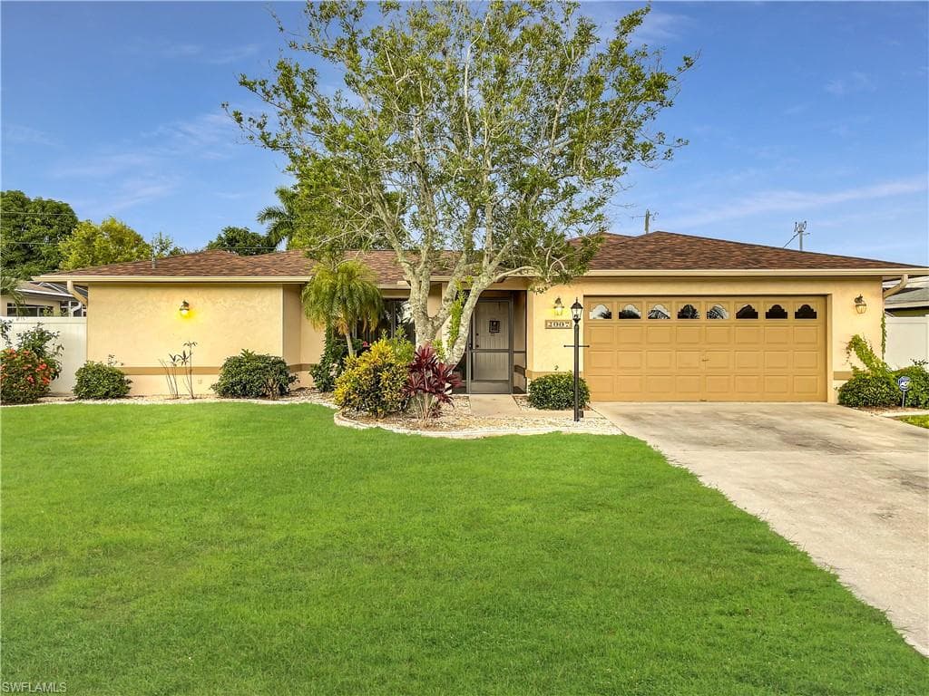 2007 SE 5th ST CAPE CORAL, FL 33990