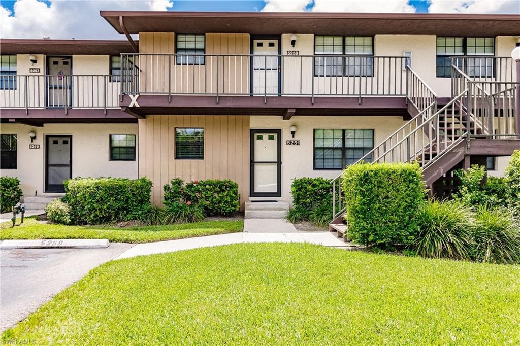 5251 Treetops DR X-103 NAPLES, FL 34113