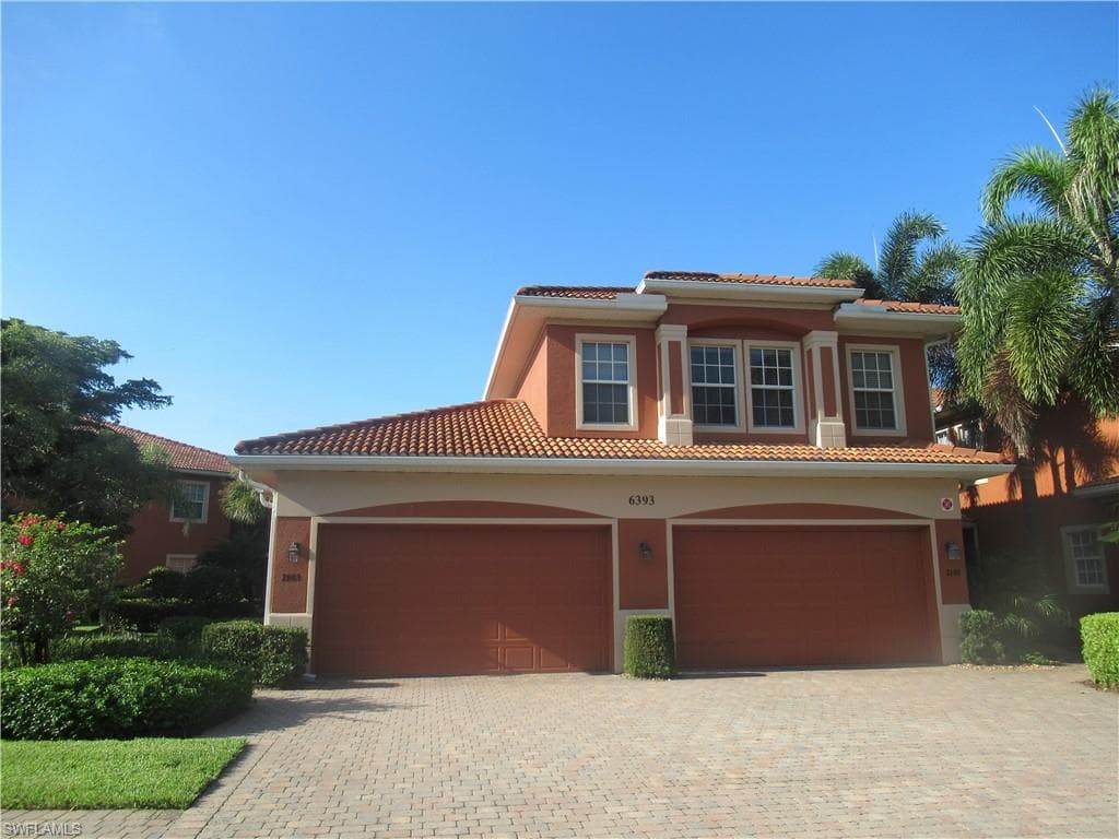 6393 Legacy CIR 2103 NAPLES, FL 34113