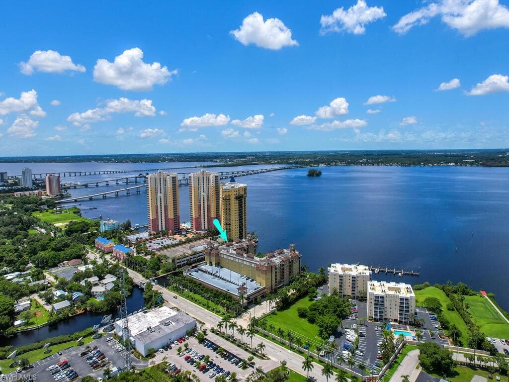 2825 Palm Beach BLVD 103 FORT MYERS, FL 33916