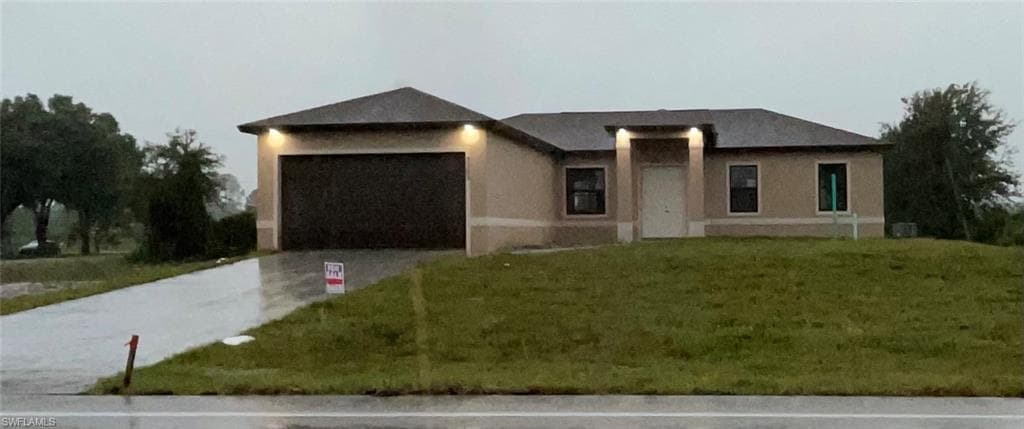 3303 23rd ST SW LEHIGH ACRES, FL 33976