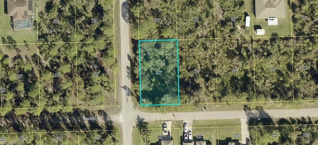 3318 57th ST W LEHIGH ACRES, FL 33971