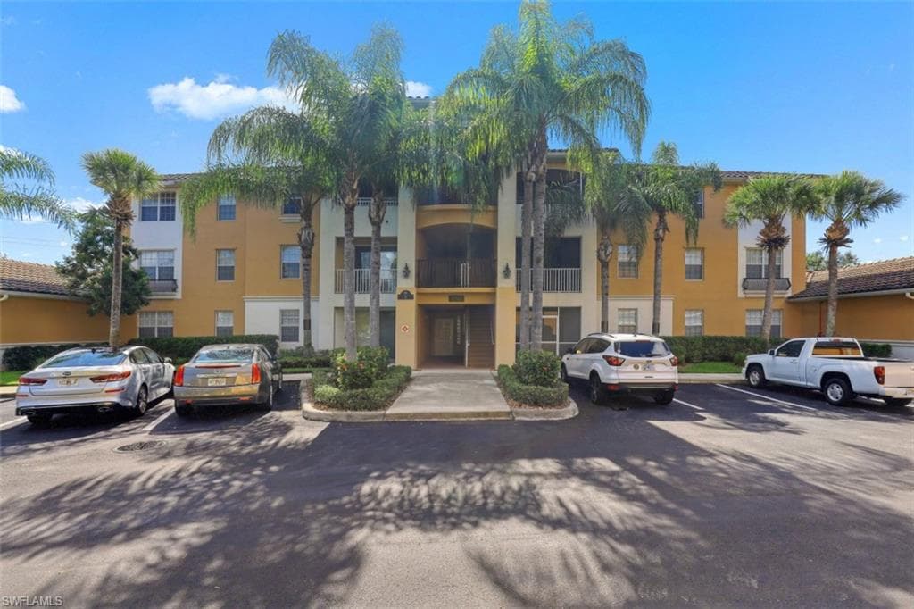 3961 Pomodoro CIR 203 CAPE CORAL, FL 33909