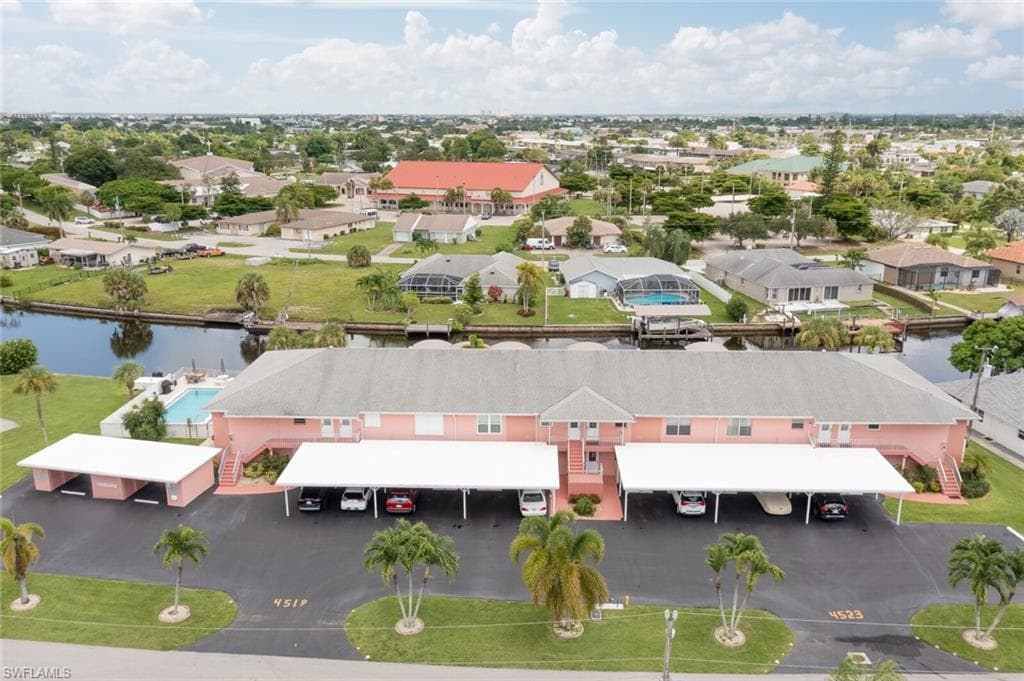 4523 SE 6th PL 105 CAPE CORAL, FL 33904