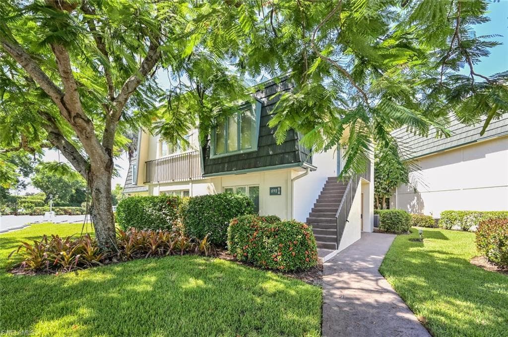 1772 Bald Eagle DR 504A NAPLES, FL 34105