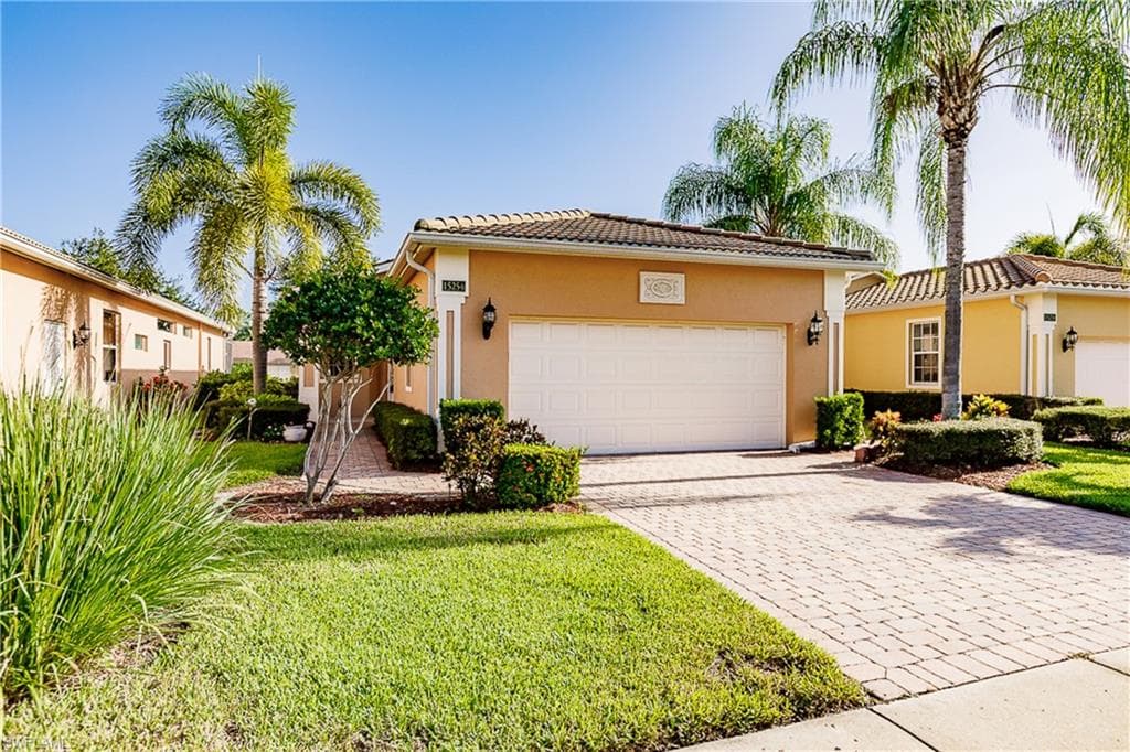 15254 Cortona WAY NAPLES, FL 34120